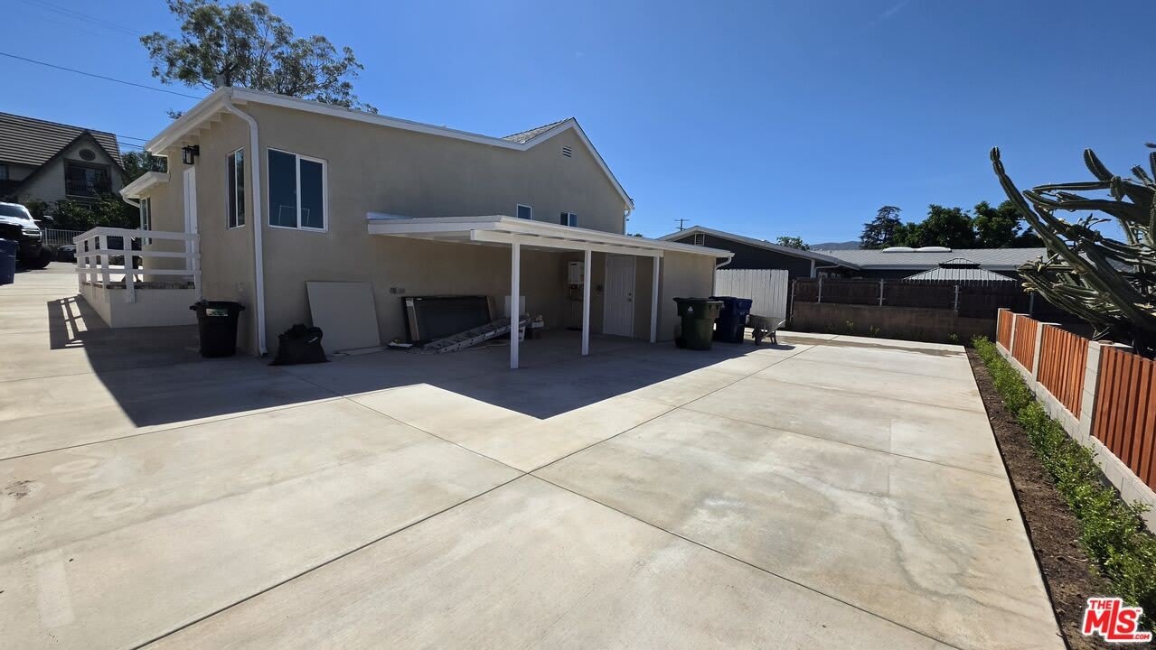 10323 Samoa Ave – photo 3