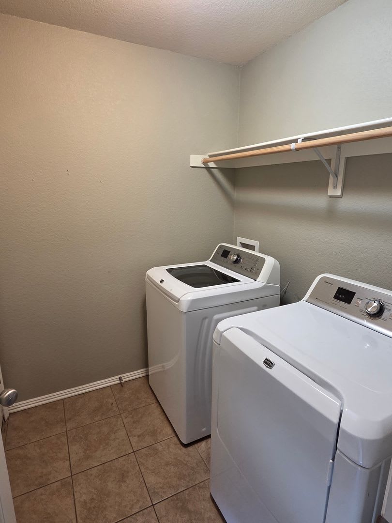 MUST SEE CHARMING HOME! – photo 5