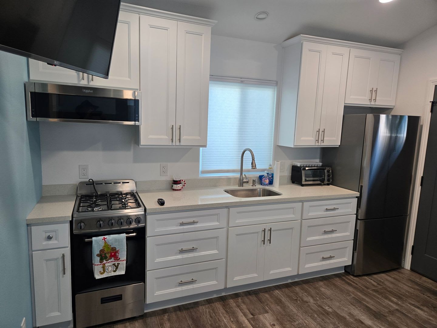 Fully Furnished 1 Bedroom, 1 Bathroom ADU In Fountain Valley! Call Today – photo 4