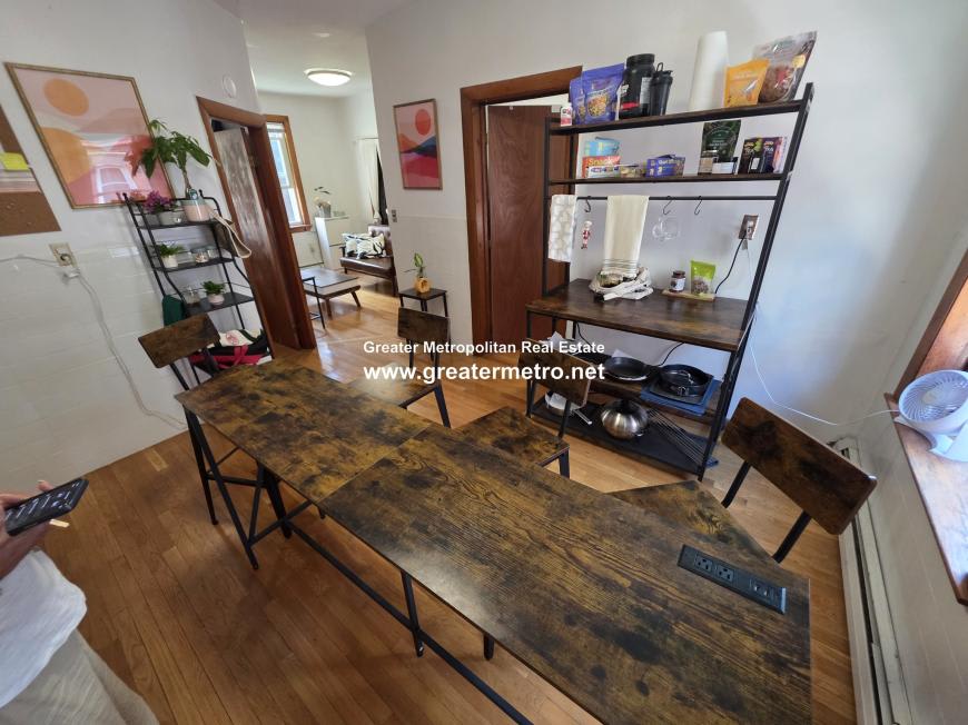 7 Margaret St. – photo 4