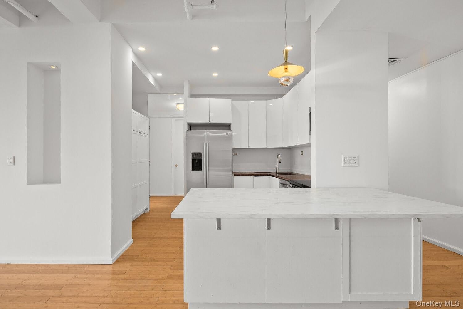208 W 30TH Street – photo 3