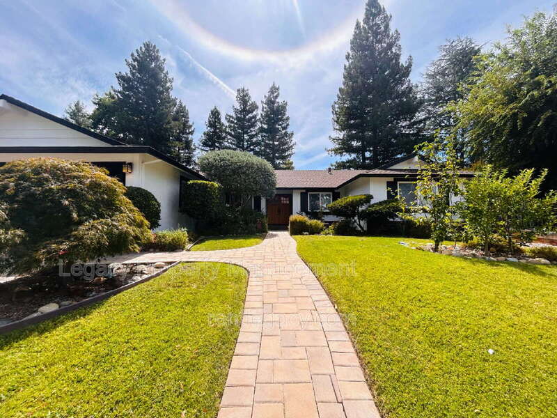 1163 Gamay Dr – photo 1