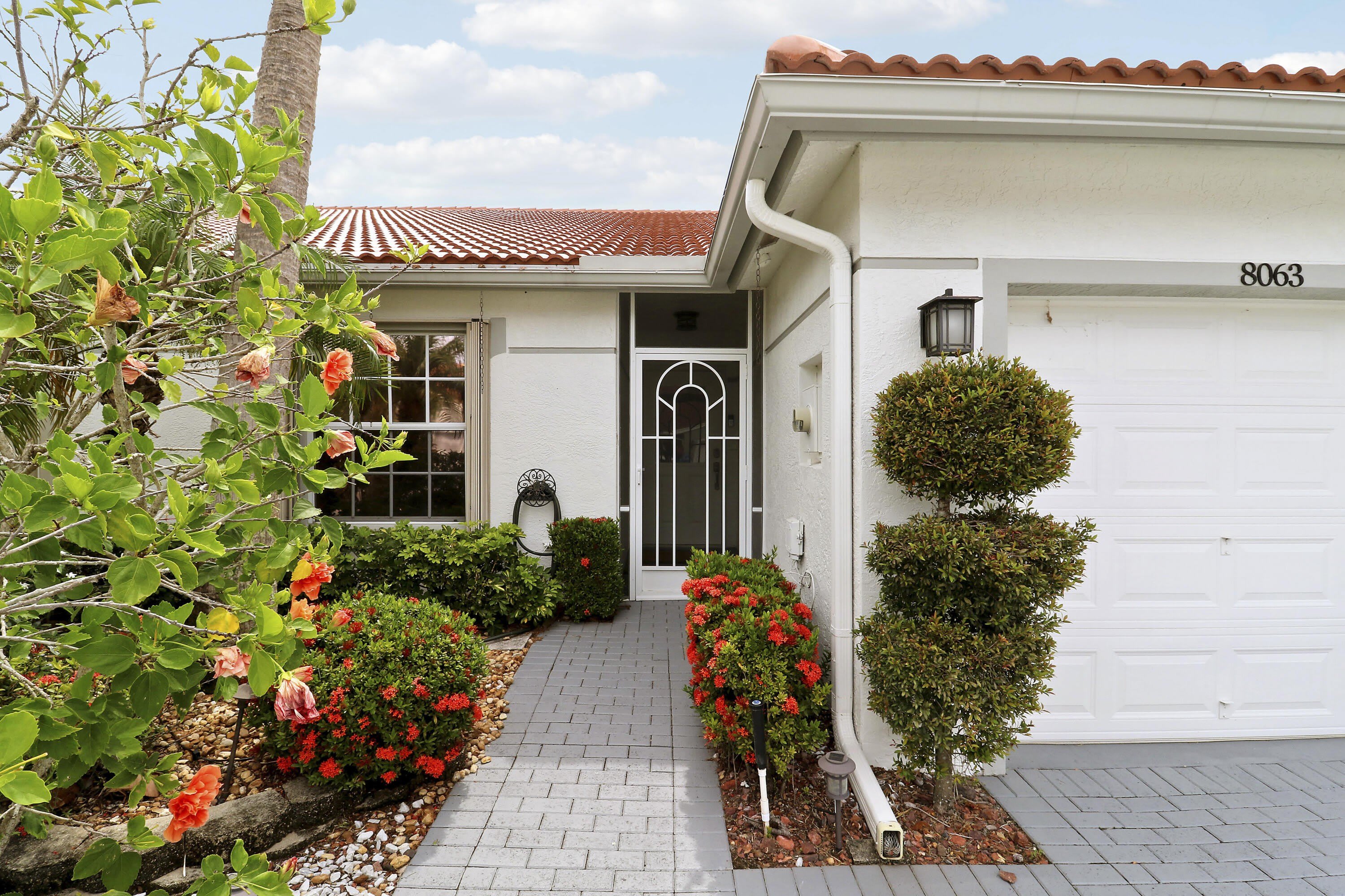 8063 Dolomtian Way – photo 1