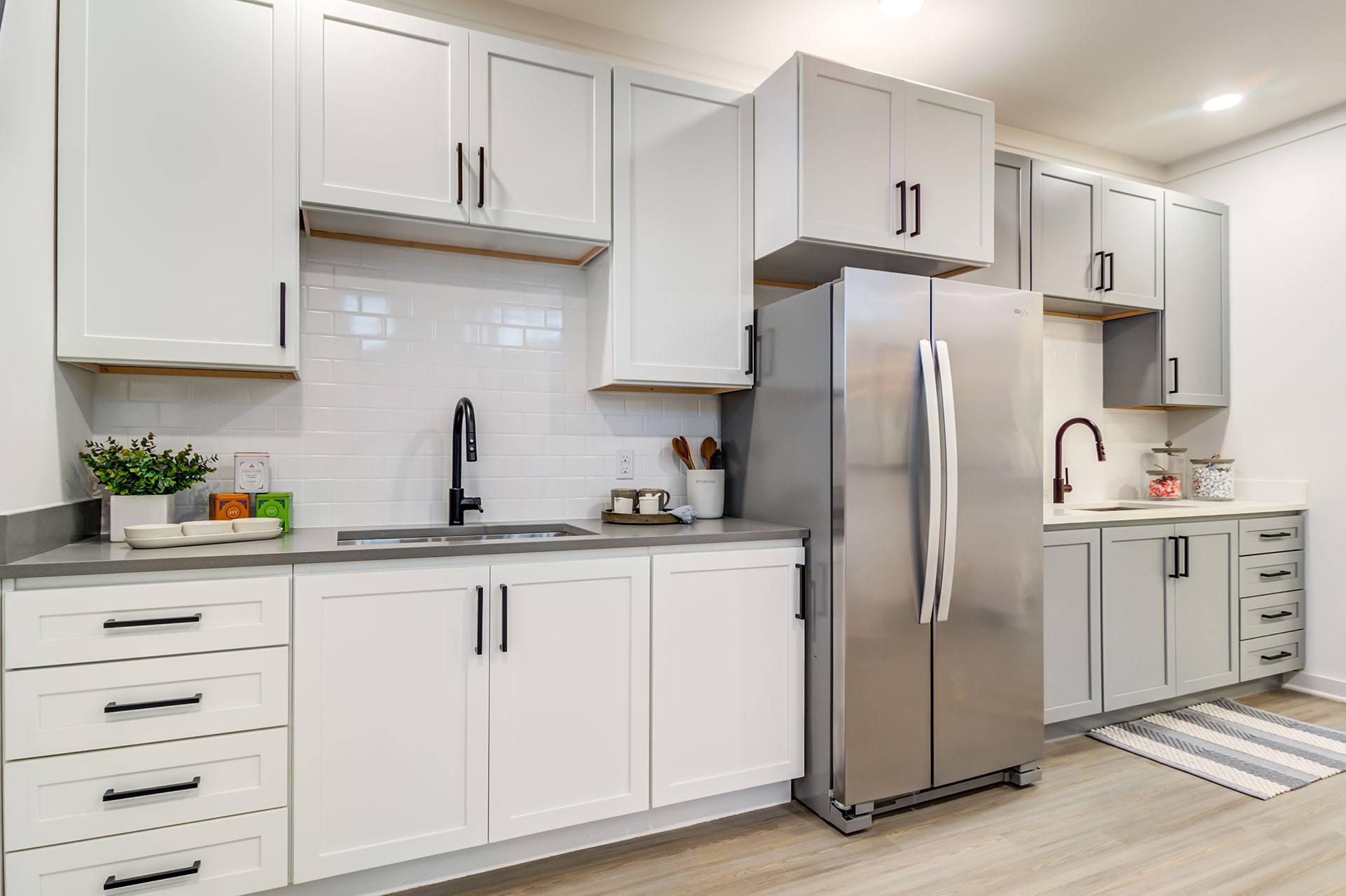 The Collins Luxury Apartments – photo 4