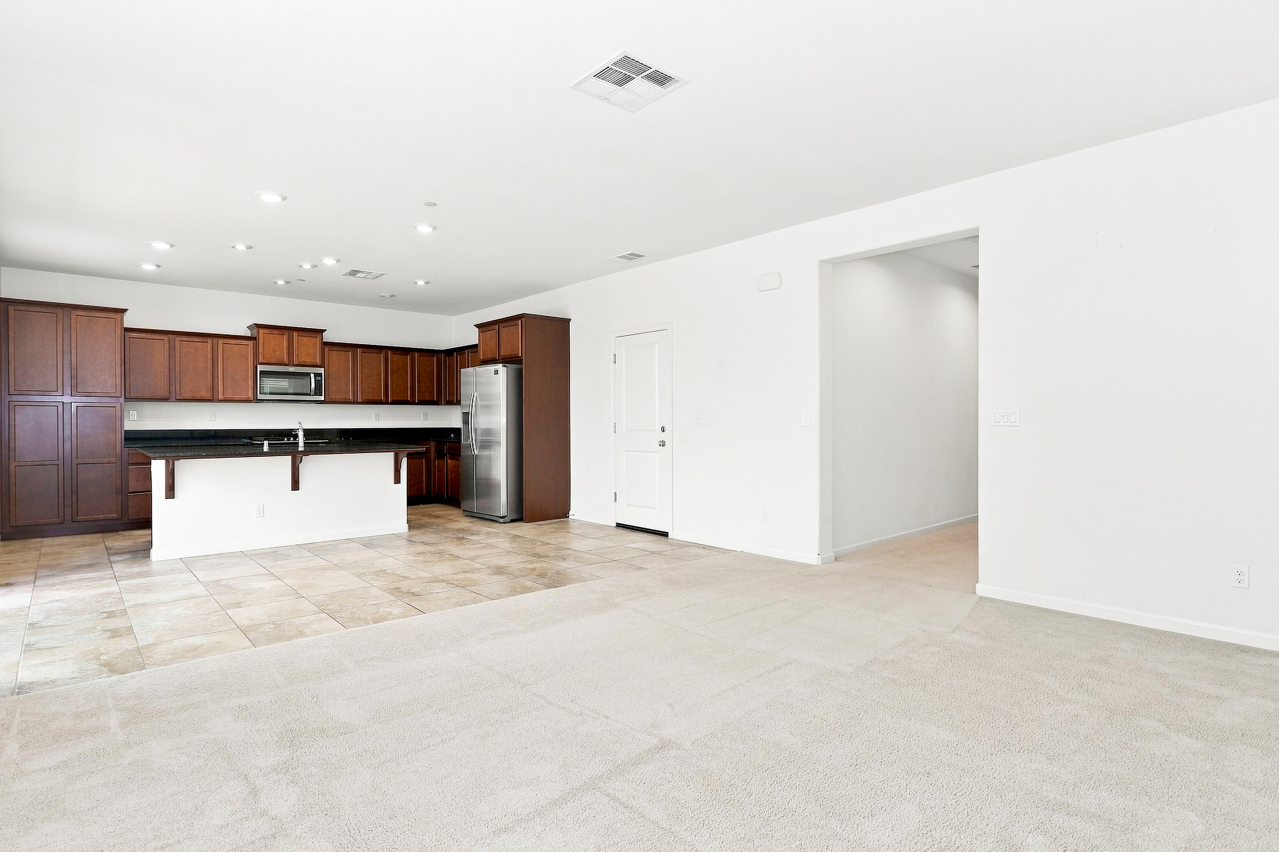 1624 Lion St – photo 4