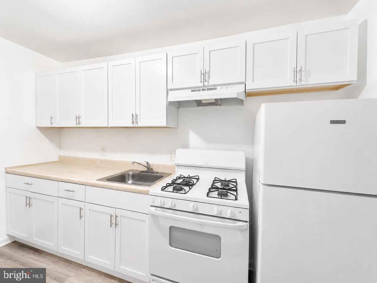5313 ASTOR Place SE – photo 4