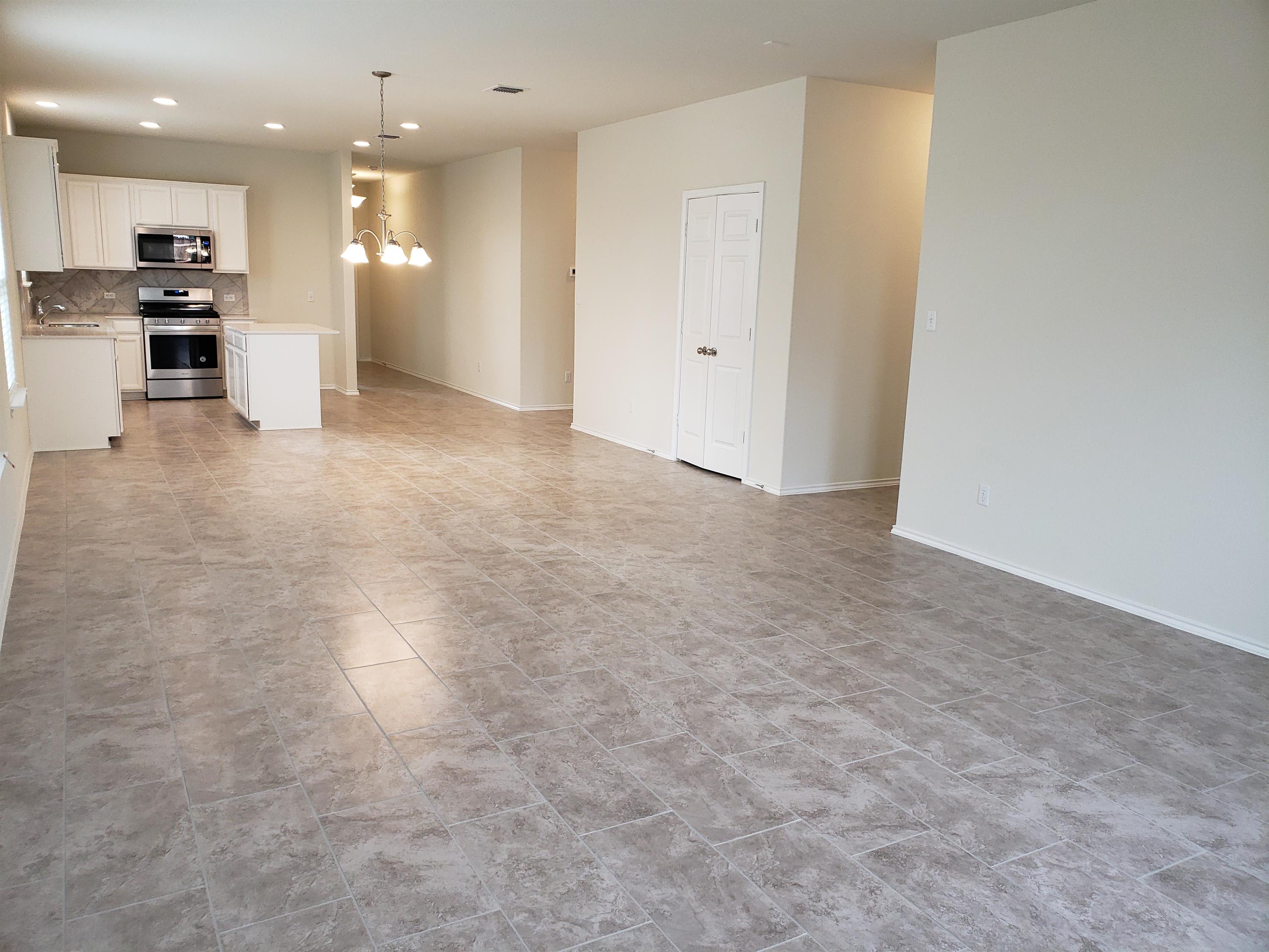 1105 Cliffbrake Way – photo 4