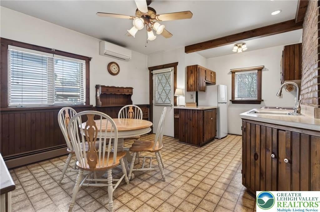 216 W Bertsch Street – photo 4