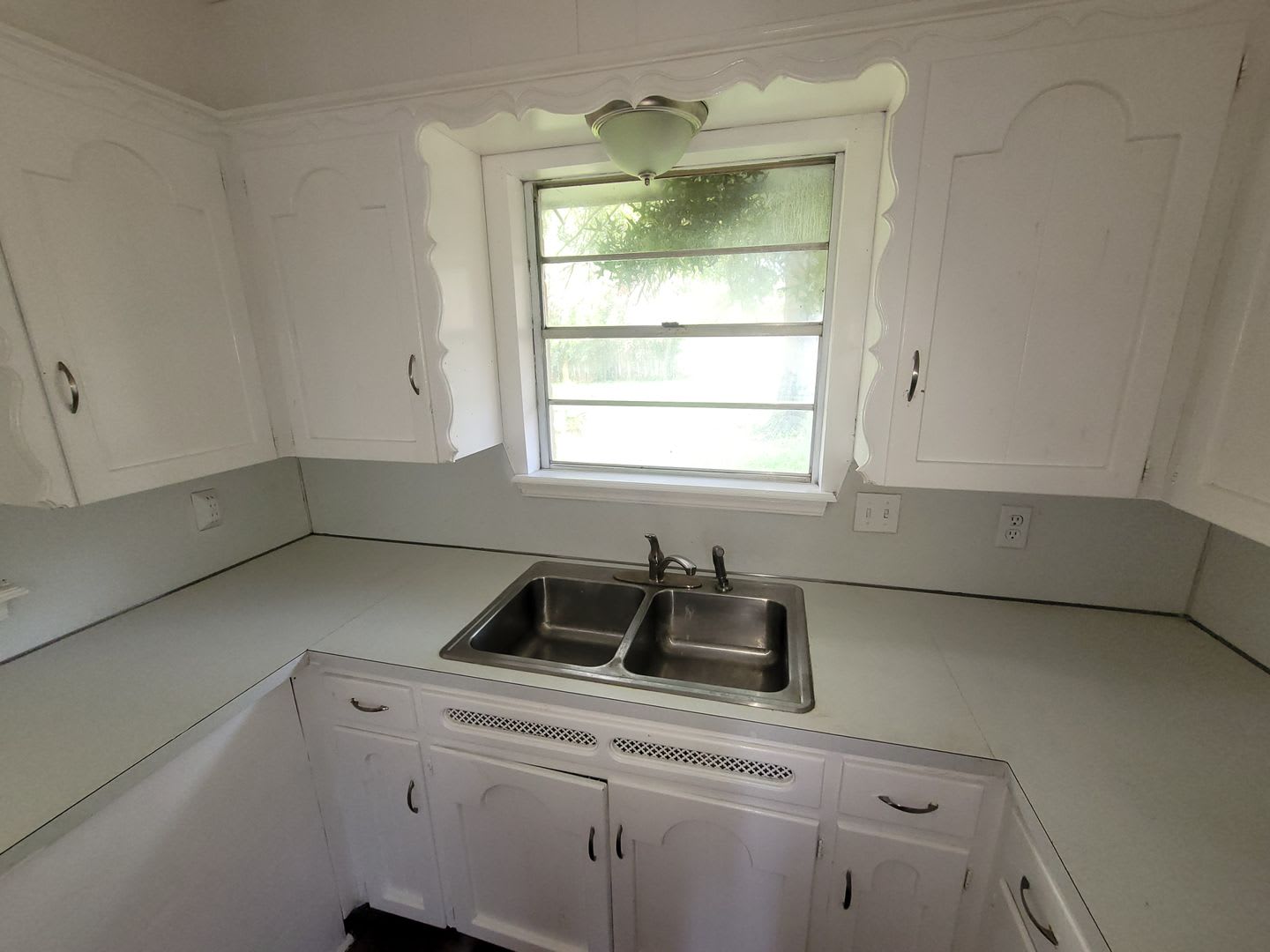 Charming 5 Bedroom House – photo 4