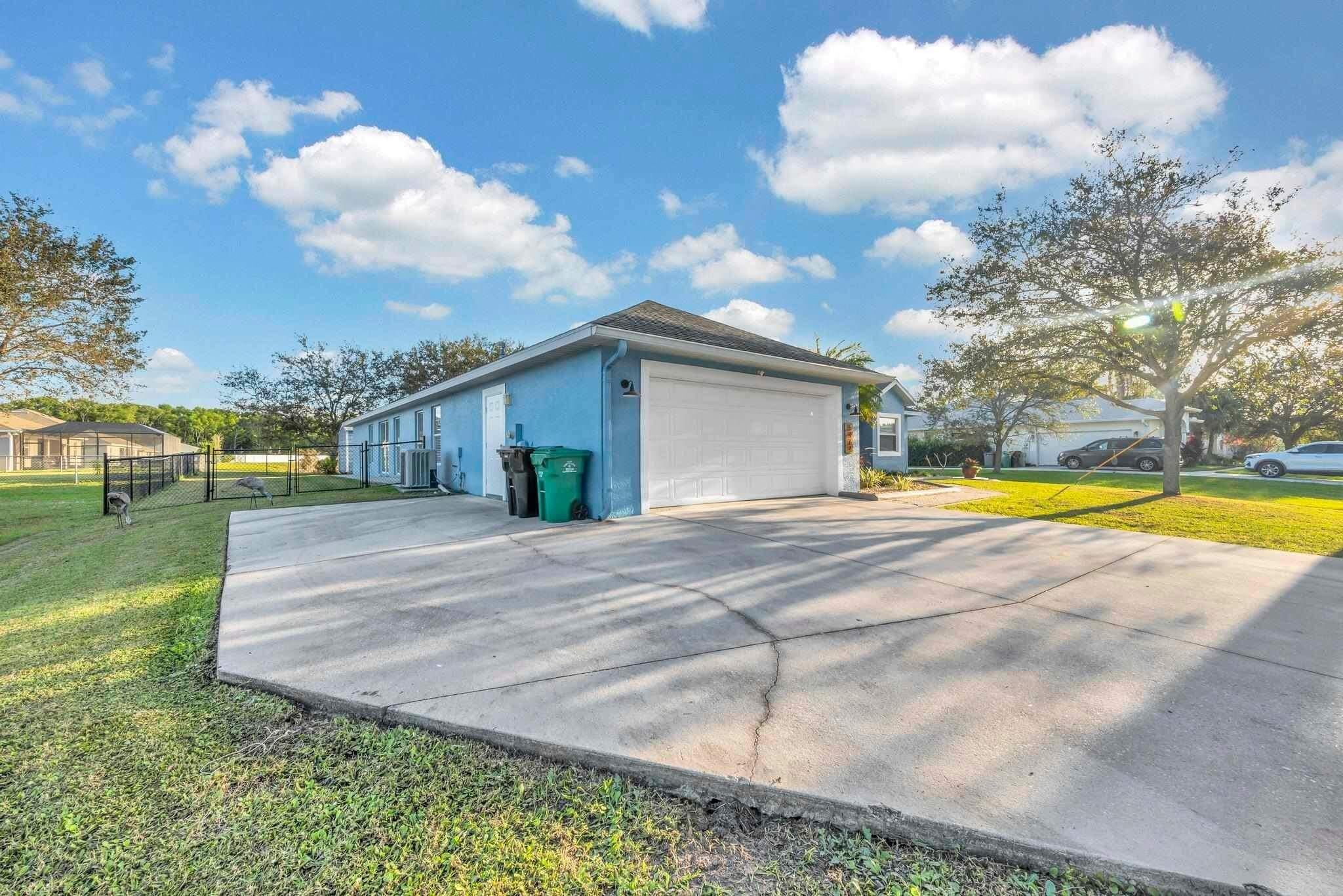 5464 NW Milner Drive – photo 3