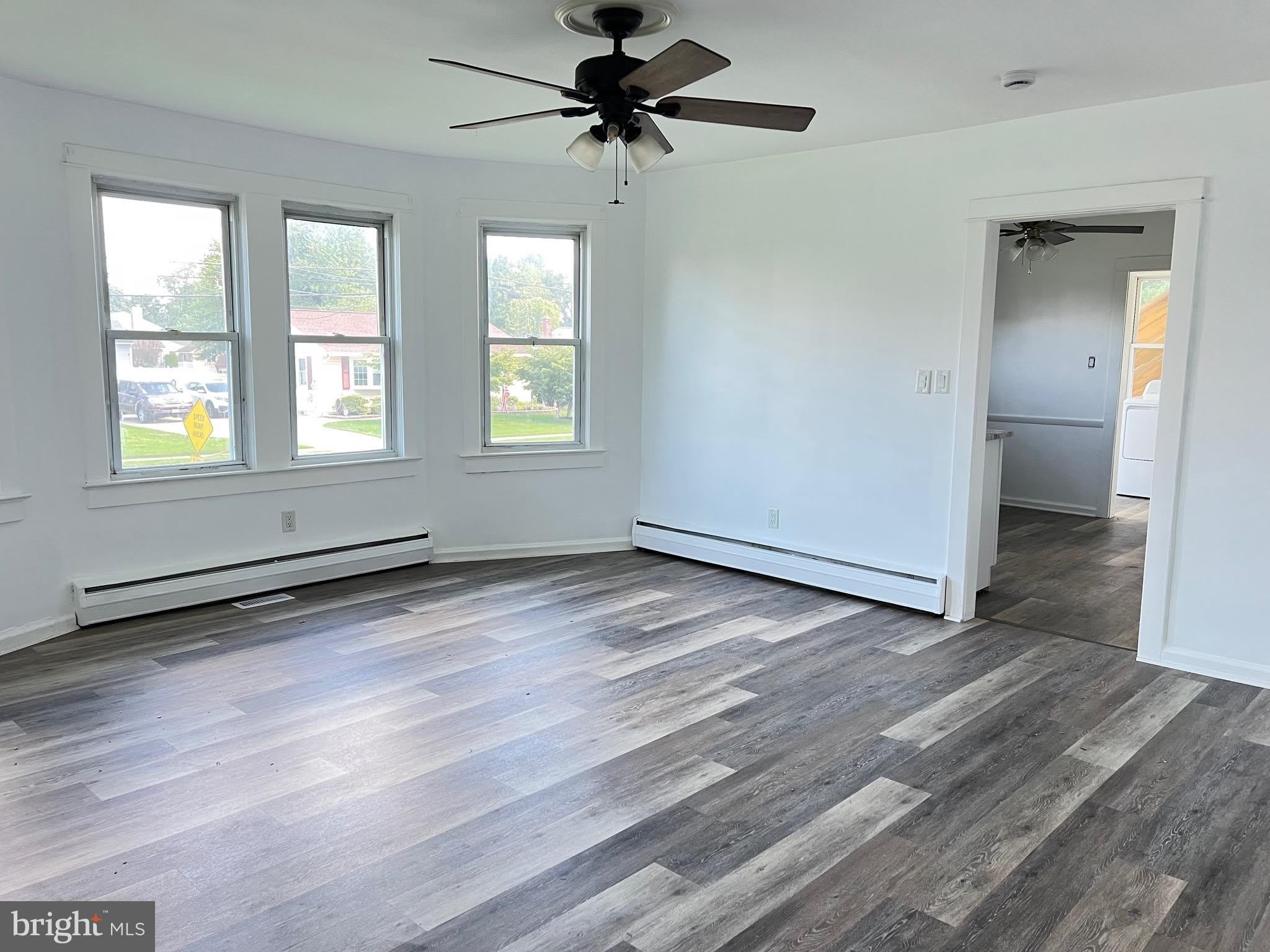 703 N MAIN Street – photo 1