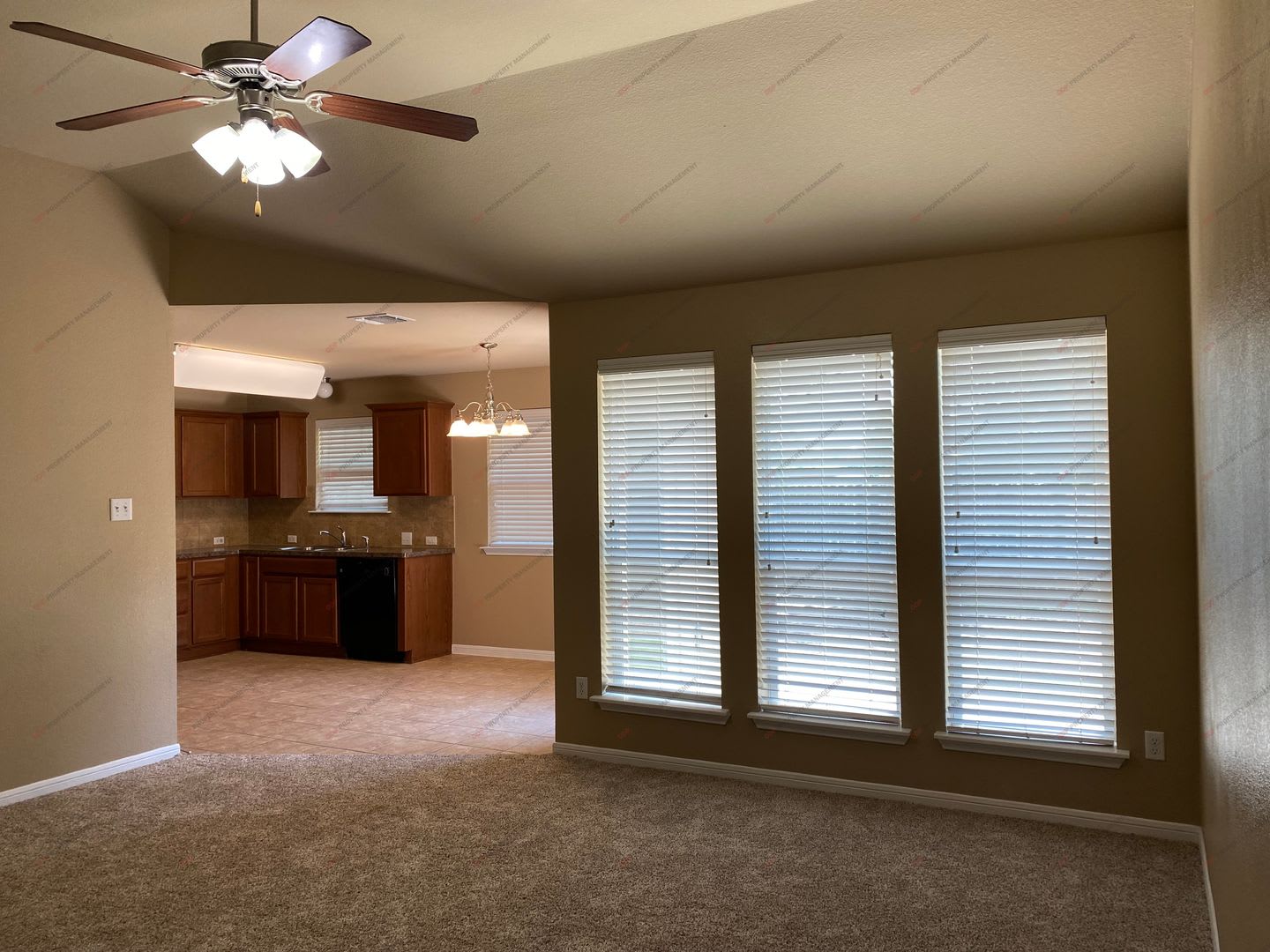 4Bed I 2 Bath Heritage Neighborhood Temple Isd – photo 3