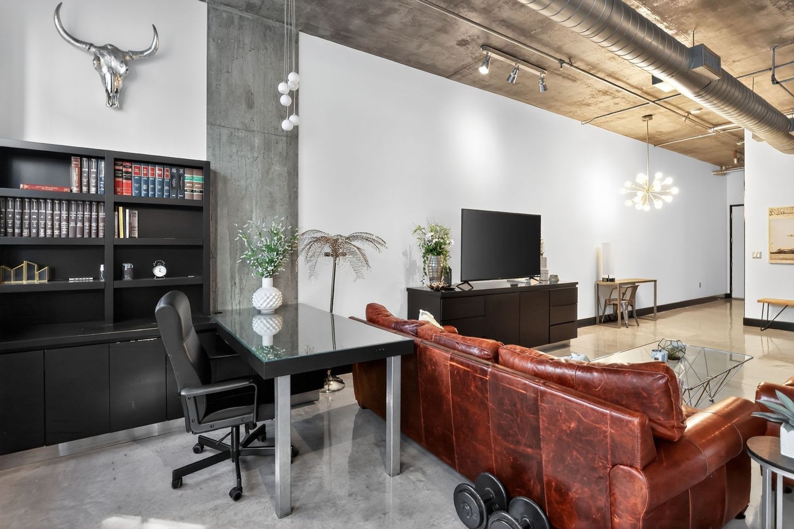 Modern 1BR Loft in Flagler Village – photo 4