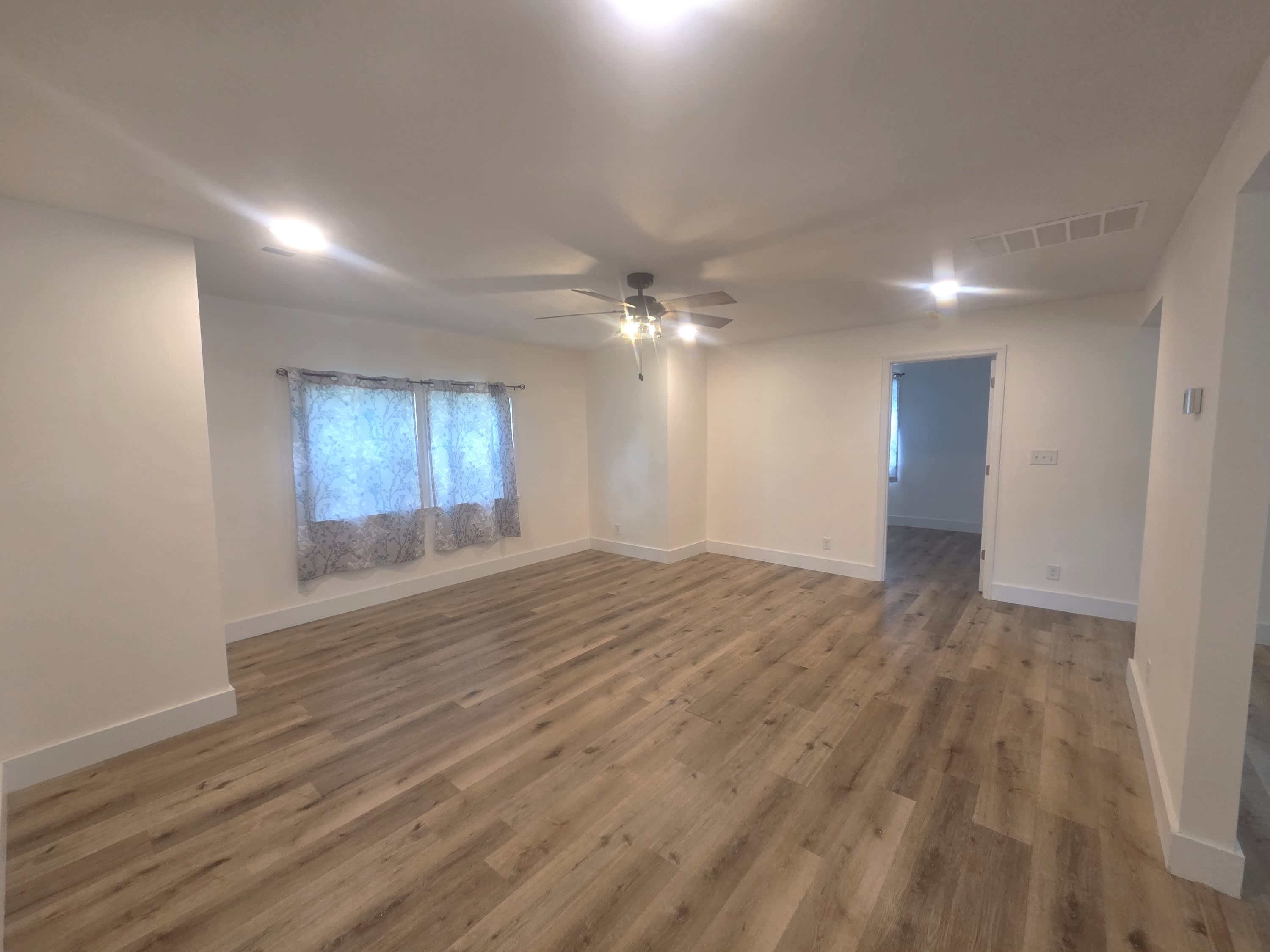 2842 West Elm Street – photo 3