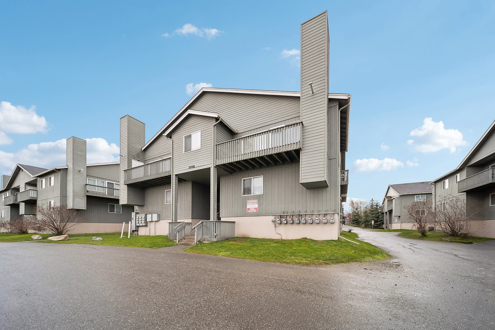 ReNew Bayshore Townhomes – photo 1