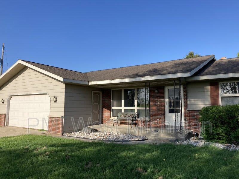 4537 21st St – photo 2