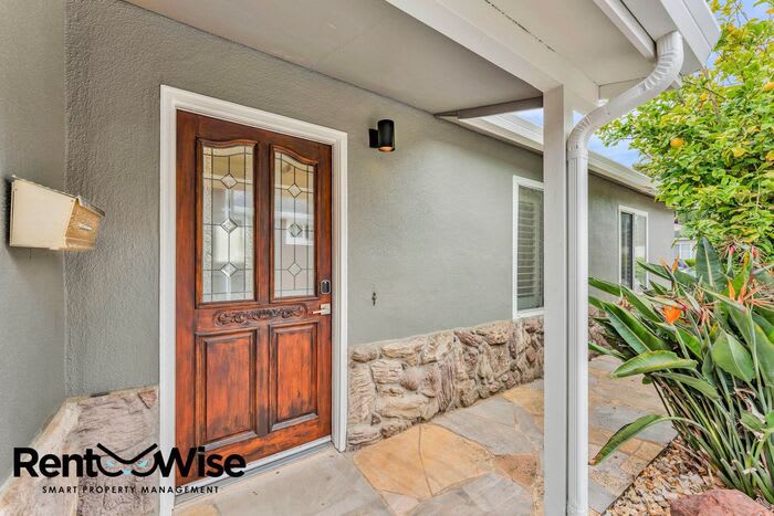 110 Cuesta Drive – photo 3