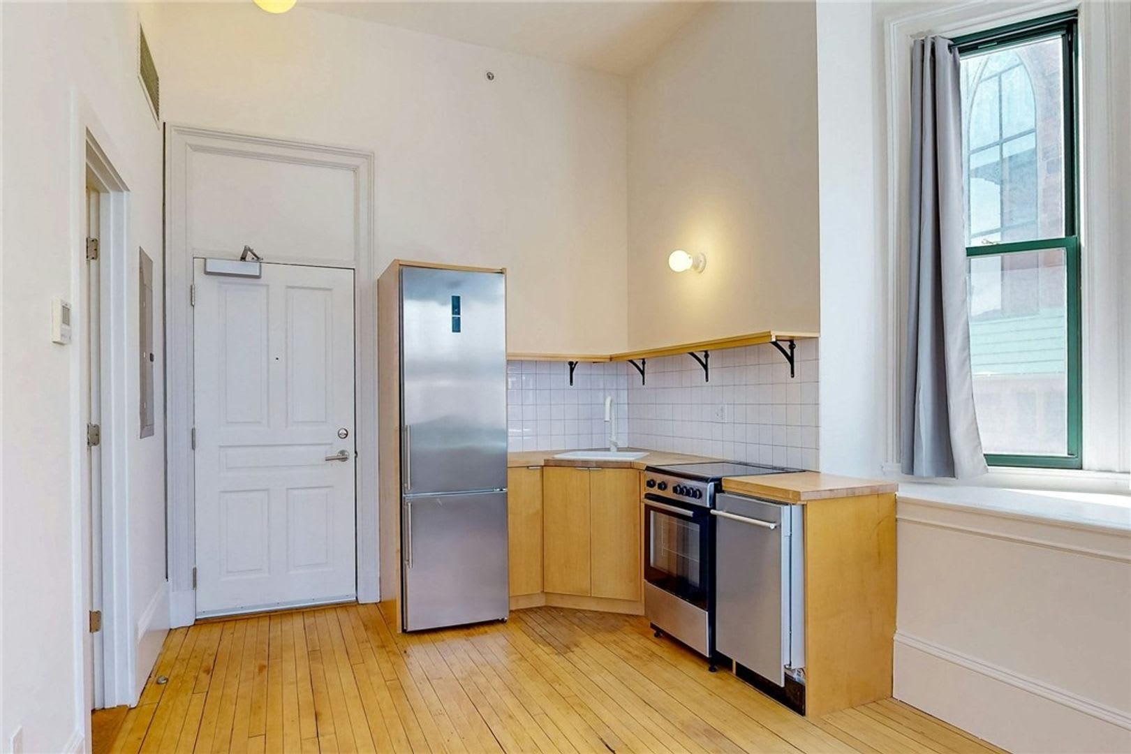 Providence Downcity Beautiful Updated Condo At The Weybosset Condominiums At Ppac Square 1 825 – photo 5