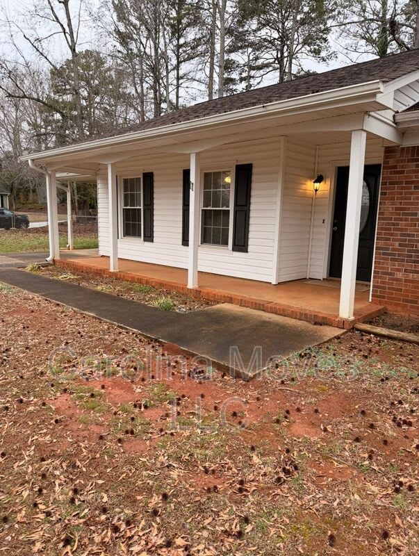 11 Cooperfield Ave. – photo 2