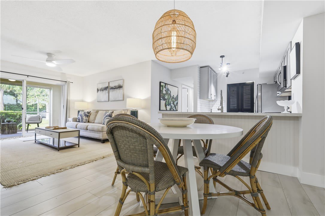 1640 N 42nd Circle – photo 1