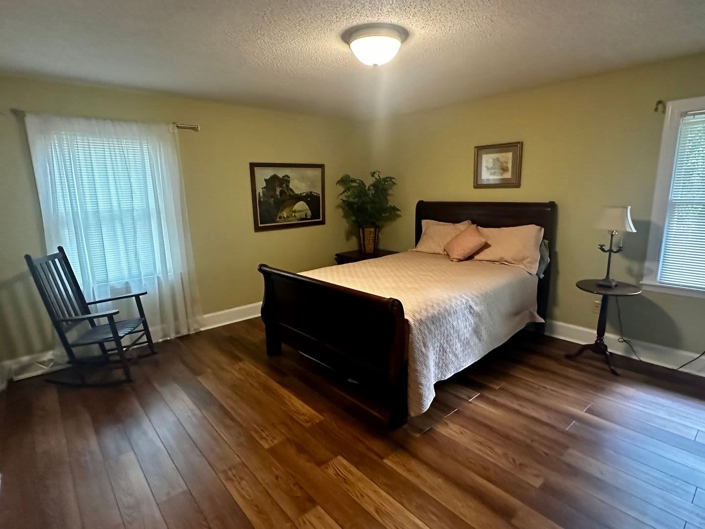 Welcome Home to 4316 Brookwood Rd, Charlotte, NC 28215 – photo 3