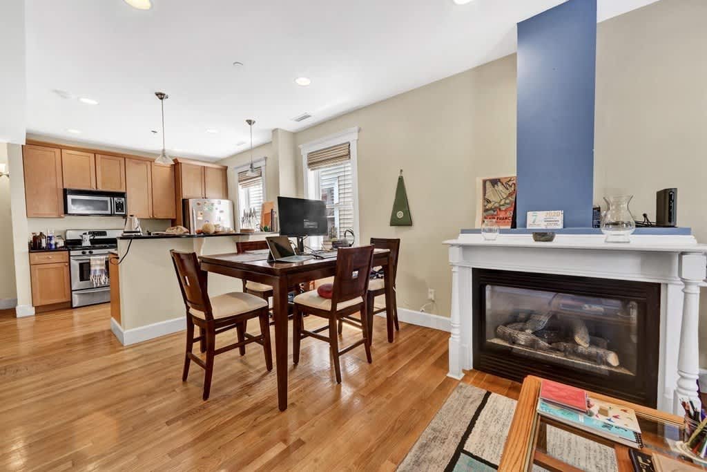 292 Western Ave – photo 3
