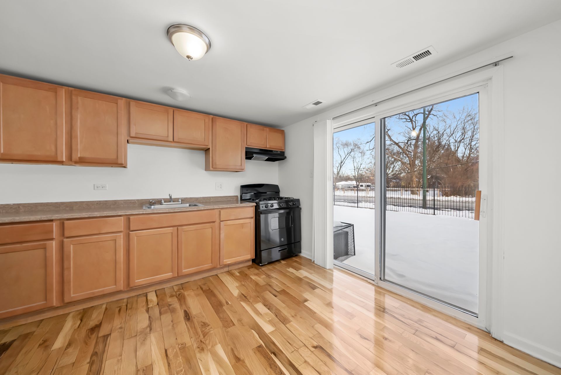 1317 West 82Nd Street 1 – photo 4