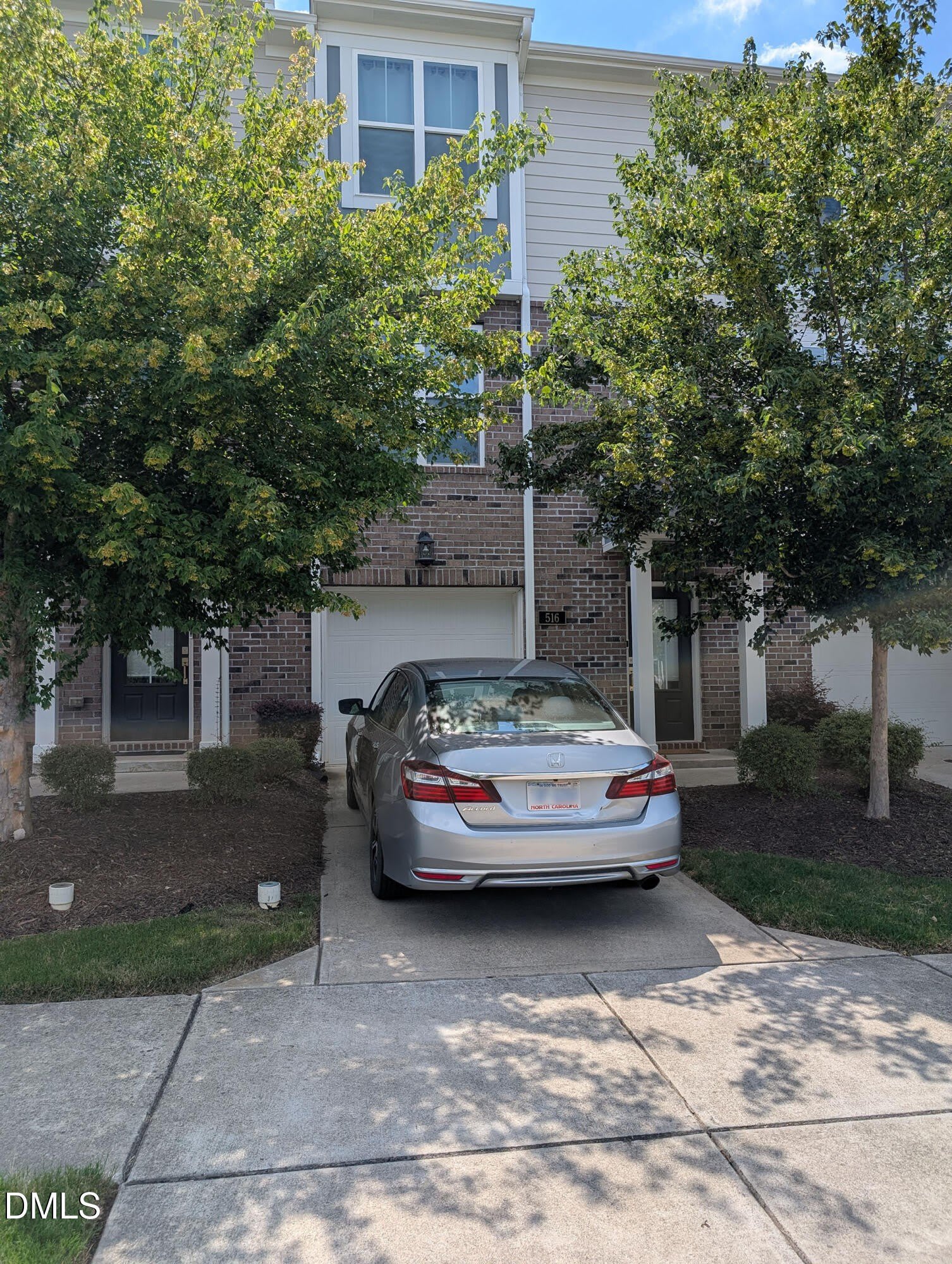 516 Skymont Drive – photo 1