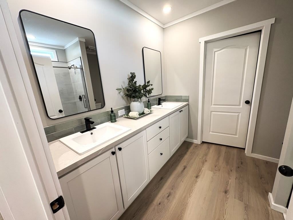 10907 SW 30th Ave – photo 2