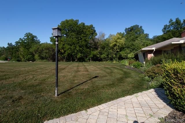 42046 Woodbrook Drive – photo 2