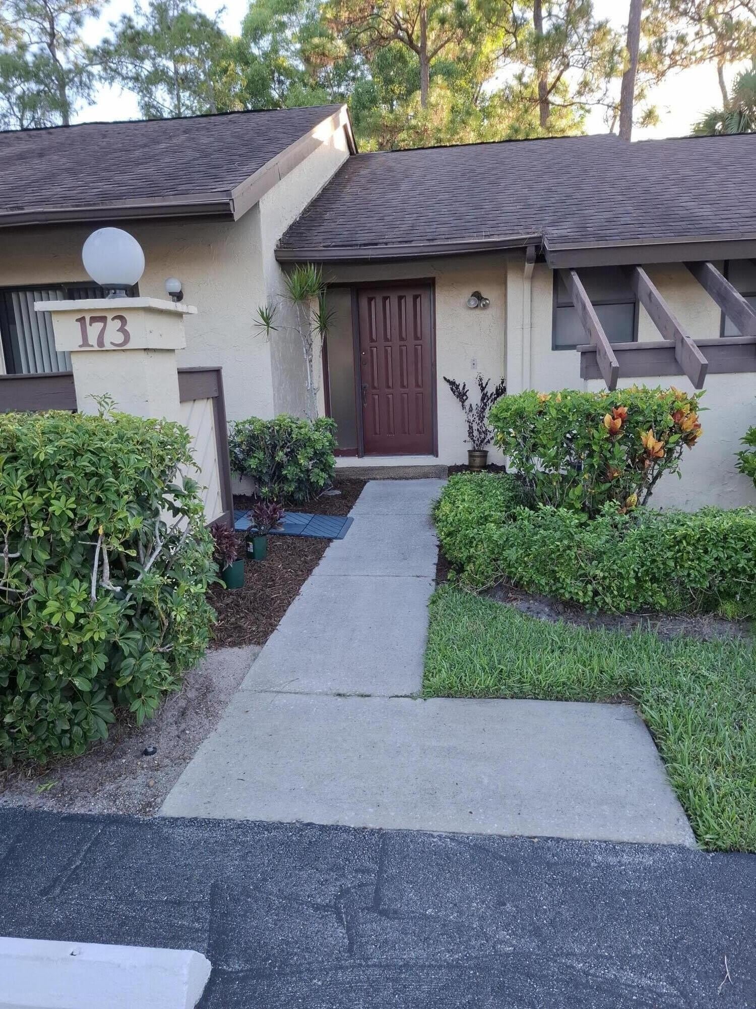 173 SARITA Court – photo 2