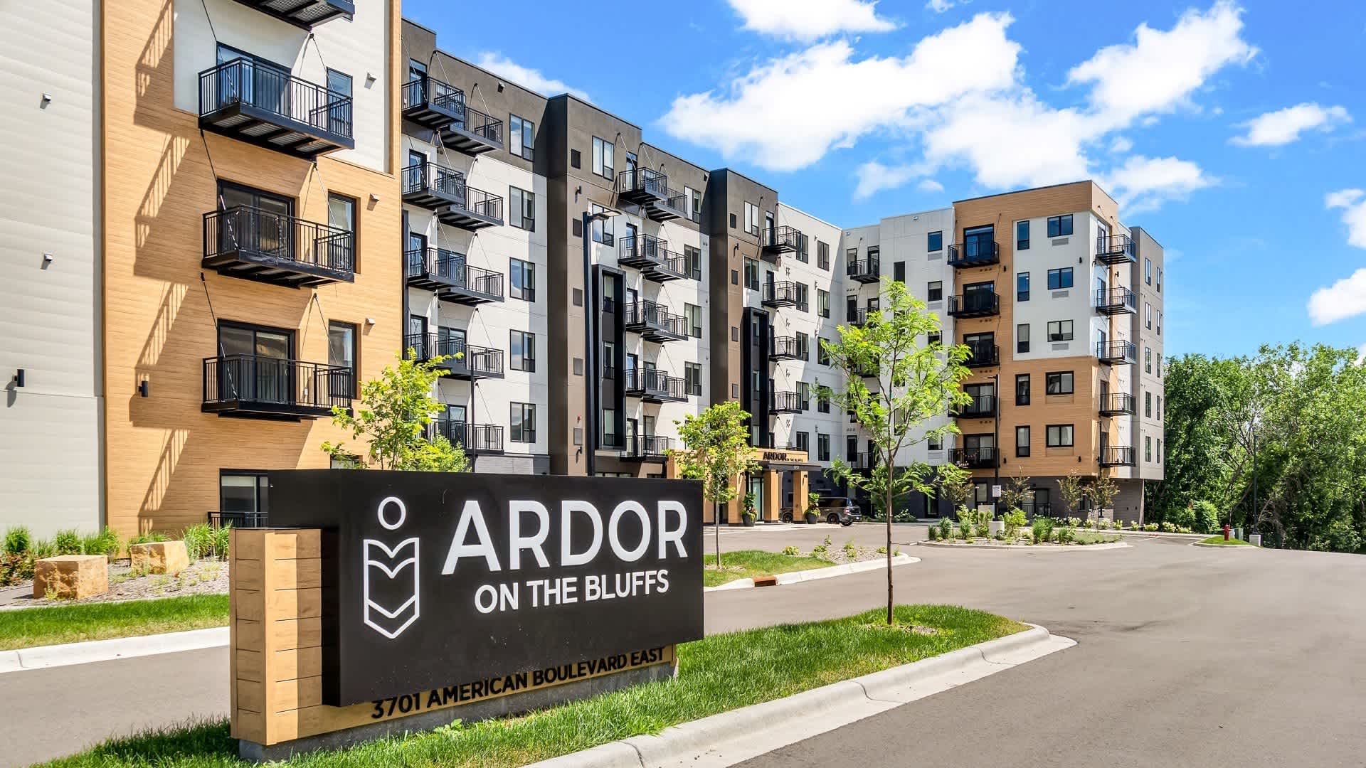 Ardor on the Bluff – photo 2