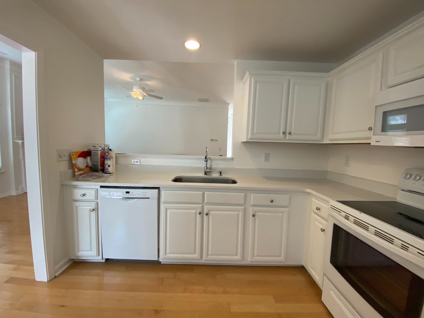 Room In 3 Bedroom Home At Blueshot Ct – photo 4