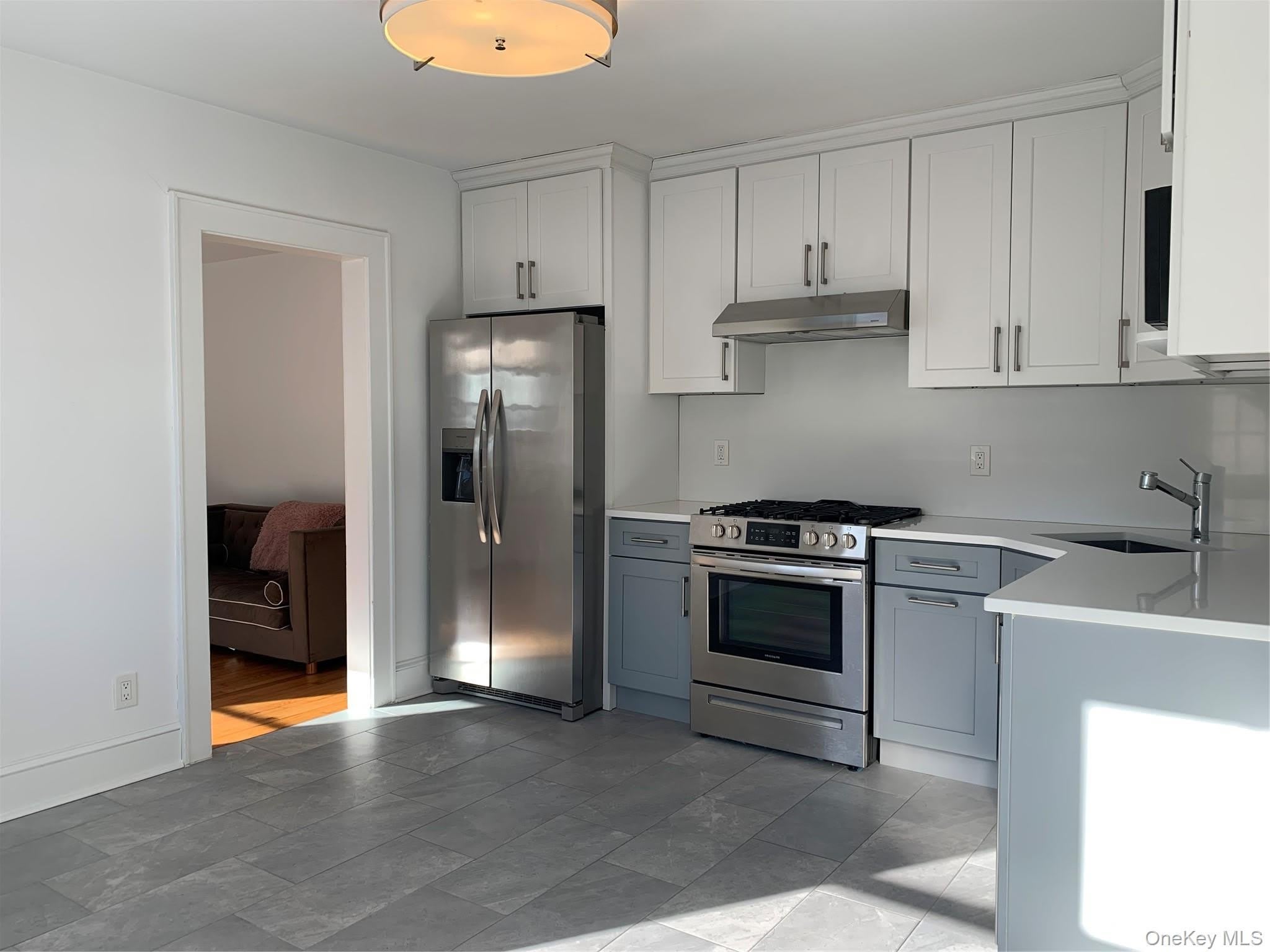 185 Forest Avenue – photo 1
