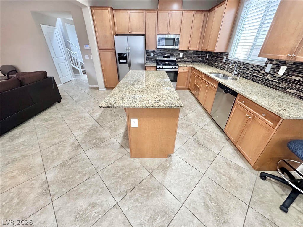 5861 Sleepy Willow Street – photo 2