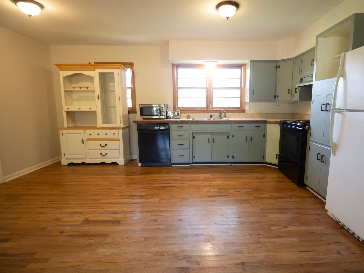 3 Bed 1 Bath House – photo 3