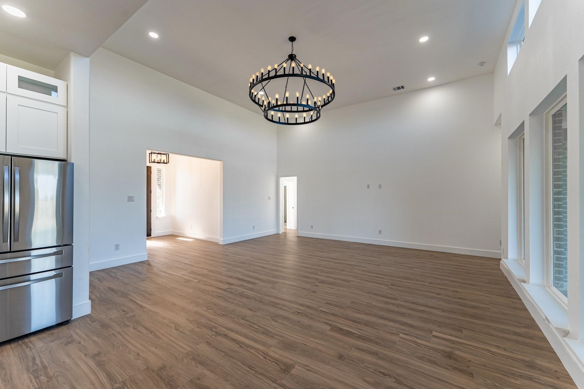 2147 Heath Street – photo 5