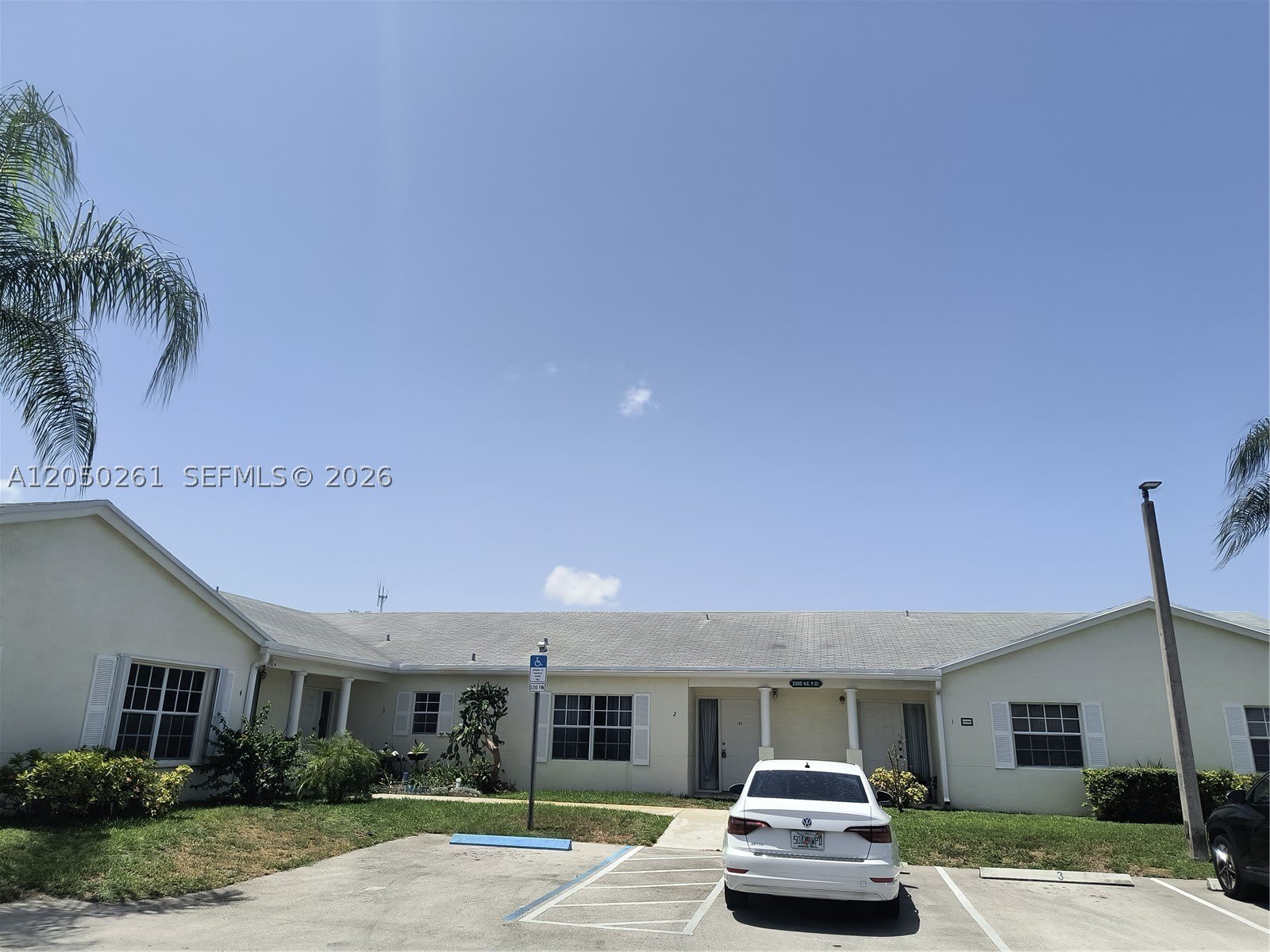 21250 NE 9th Ct – photo 2