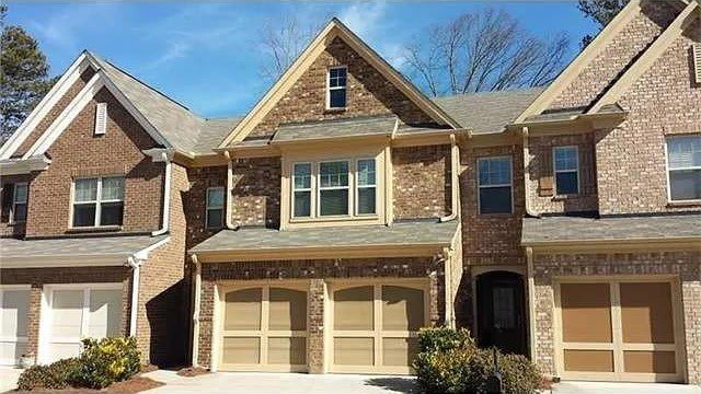 1575 Faircrest Lane – photo 1