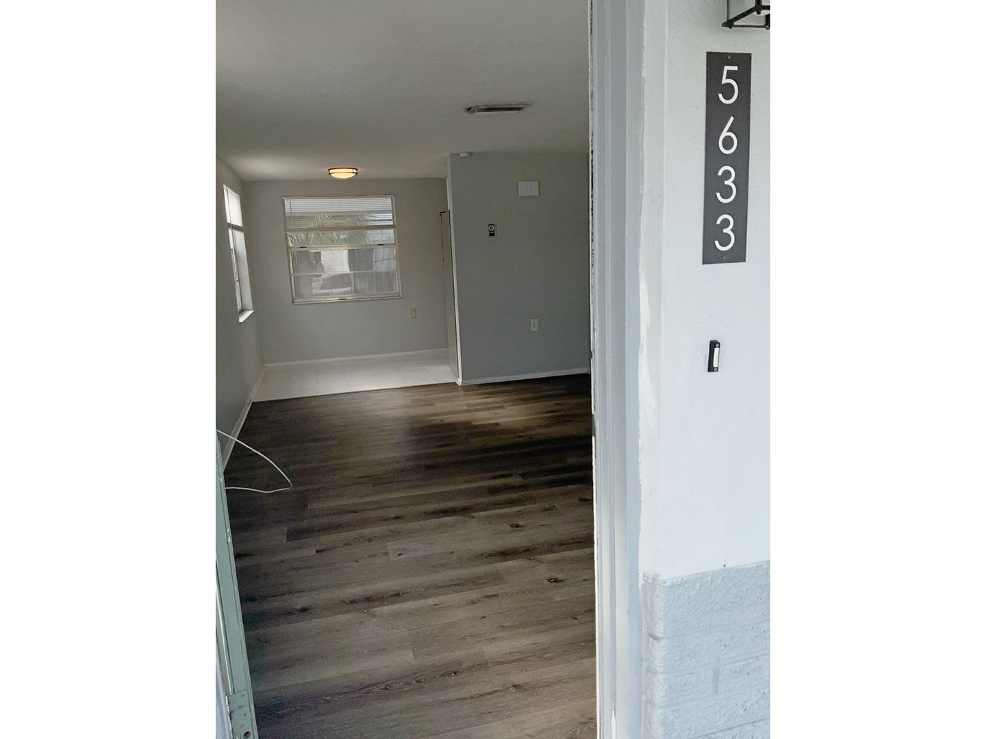 Cozy 1Bd 1Bth Retreat In Holiday Discover Your Ideal Space – photo 3
