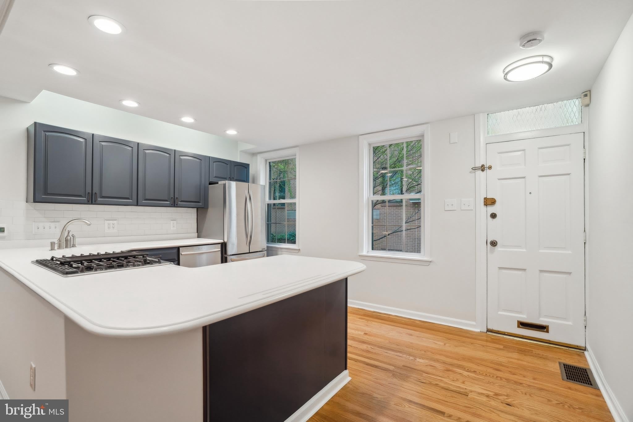 1532 NAUDAIN Street – photo 3