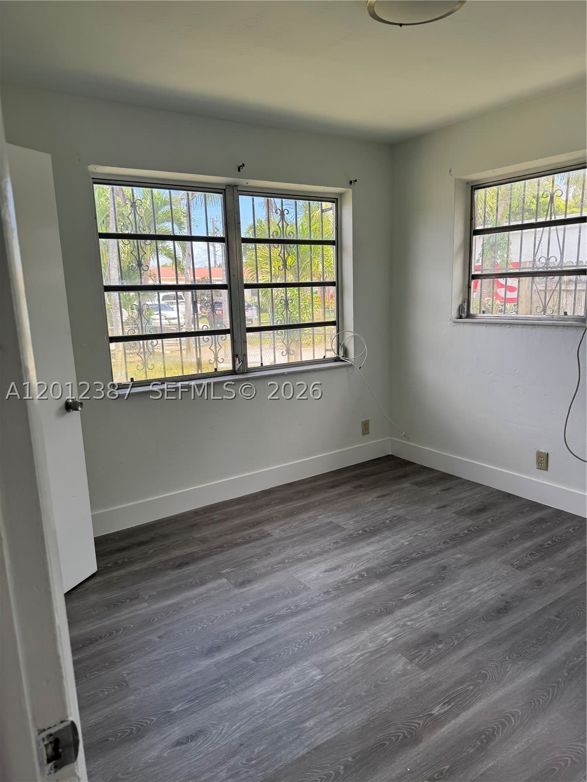 2620 SW 53rd Ave – photo 5