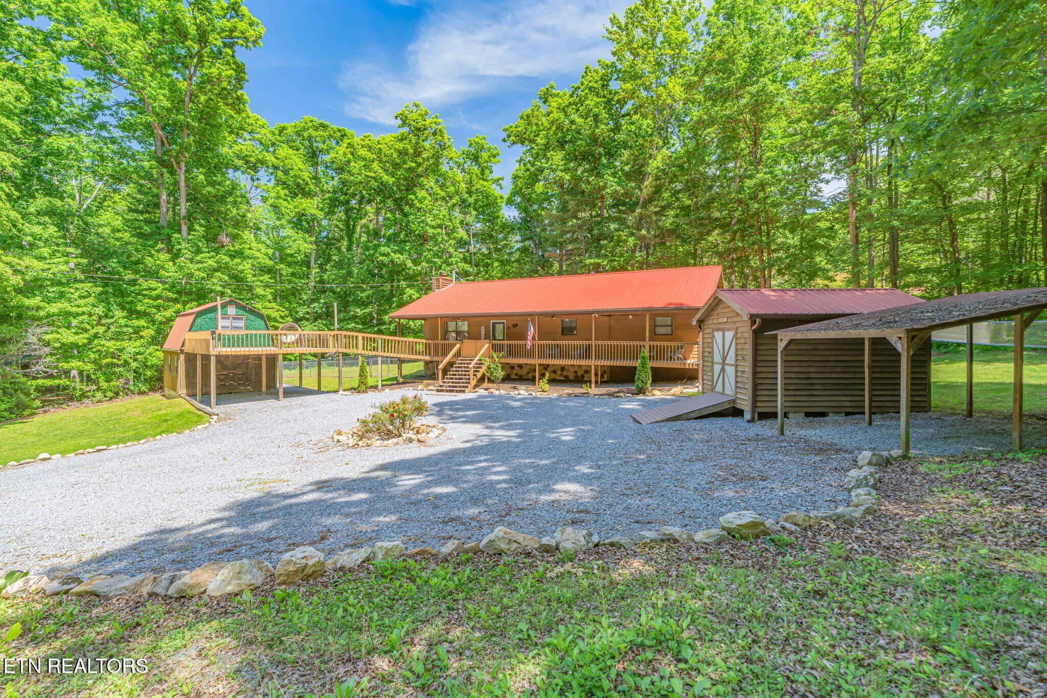 3394 Laurelwood Rd – photo 2
