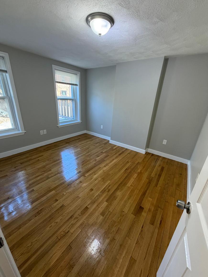 181 Washington St. – photo 2