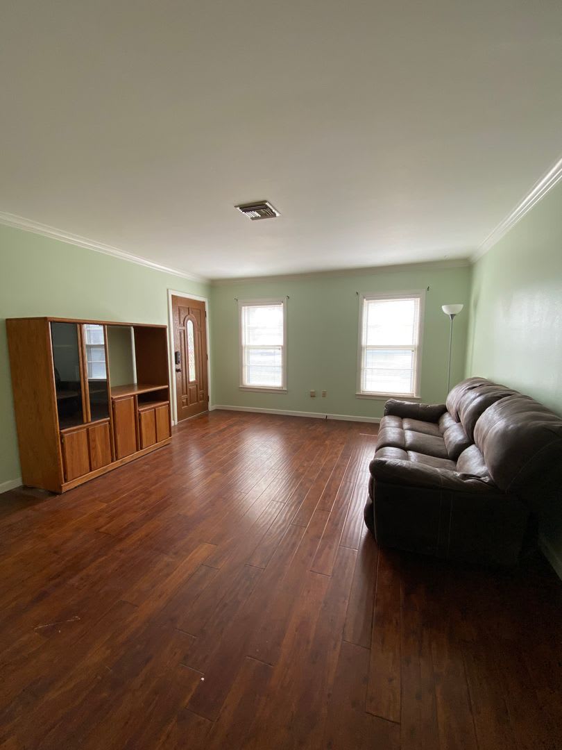 Large Family Home – photo 3