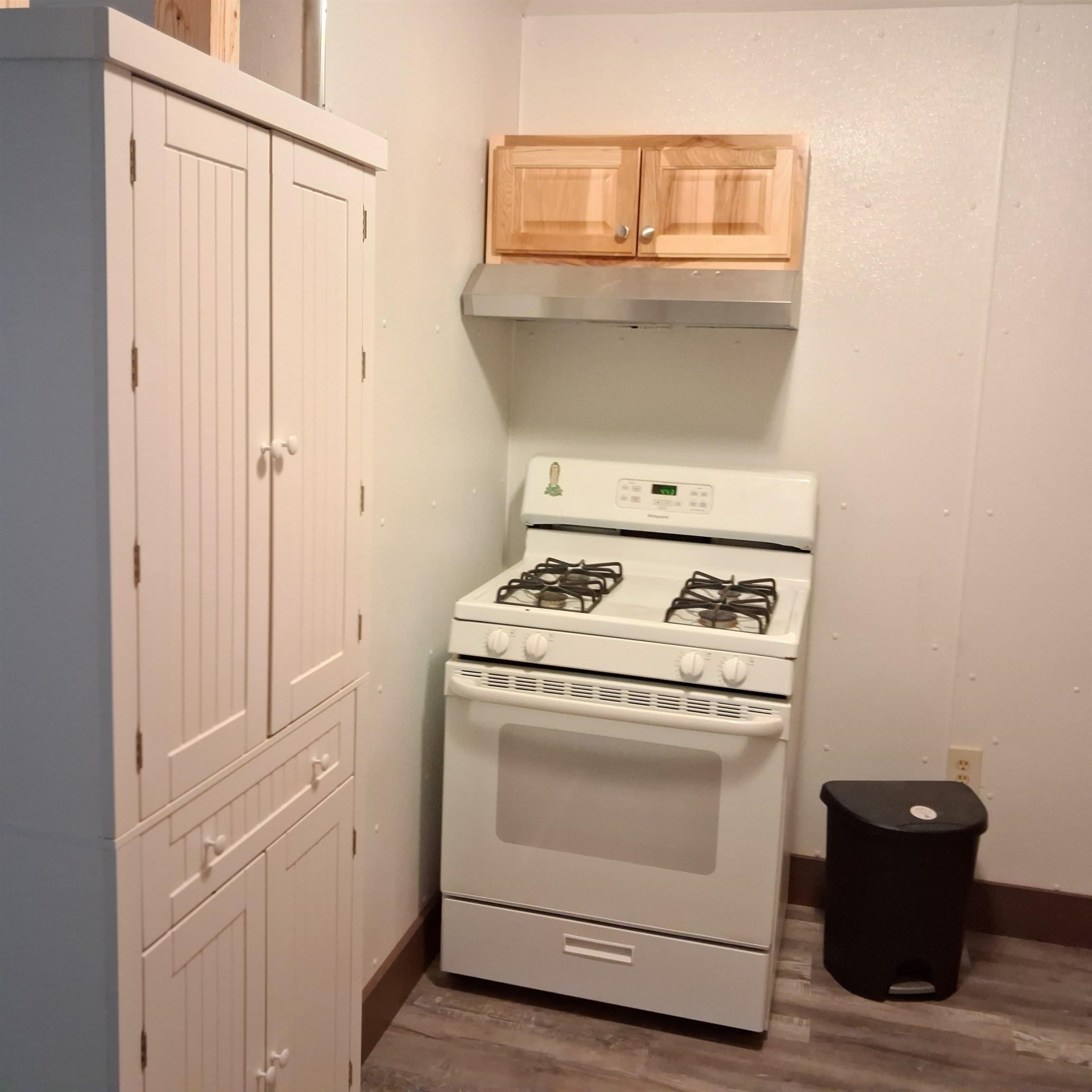 14-2 Stafford Avenue – photo 2