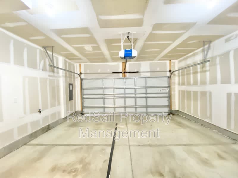 1413 Independence Blvd – photo 5