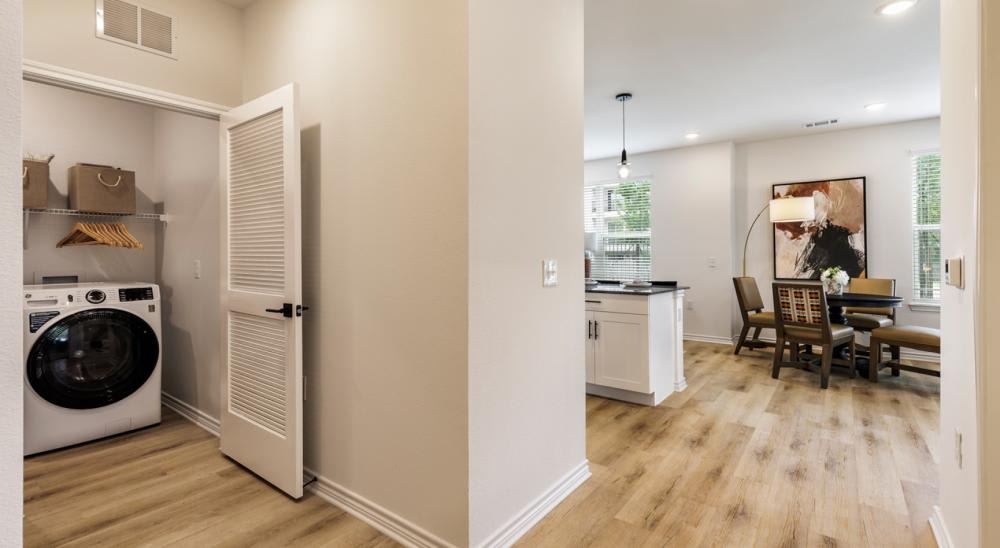 2502 Niles Dr – photo 5