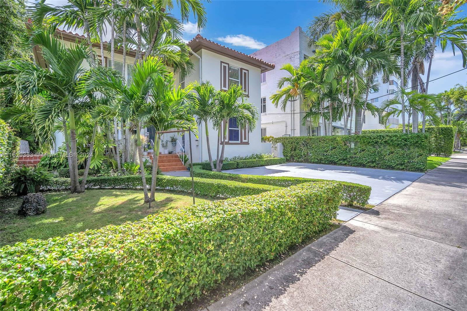 339 Southwest 30th Road – photo 2
