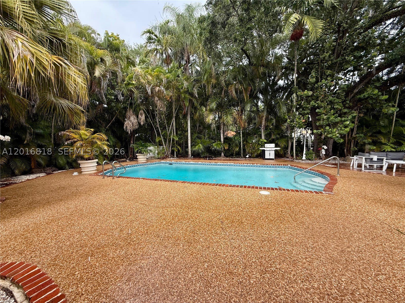 721 Saldano Ave – photo 1